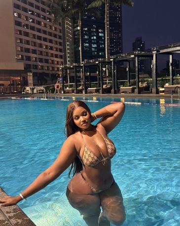 Nadia Gfe and full service 